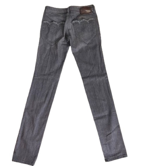 Women’s Diesel Grey Straight Jeans Size 26 US! - Picture 4 of 8